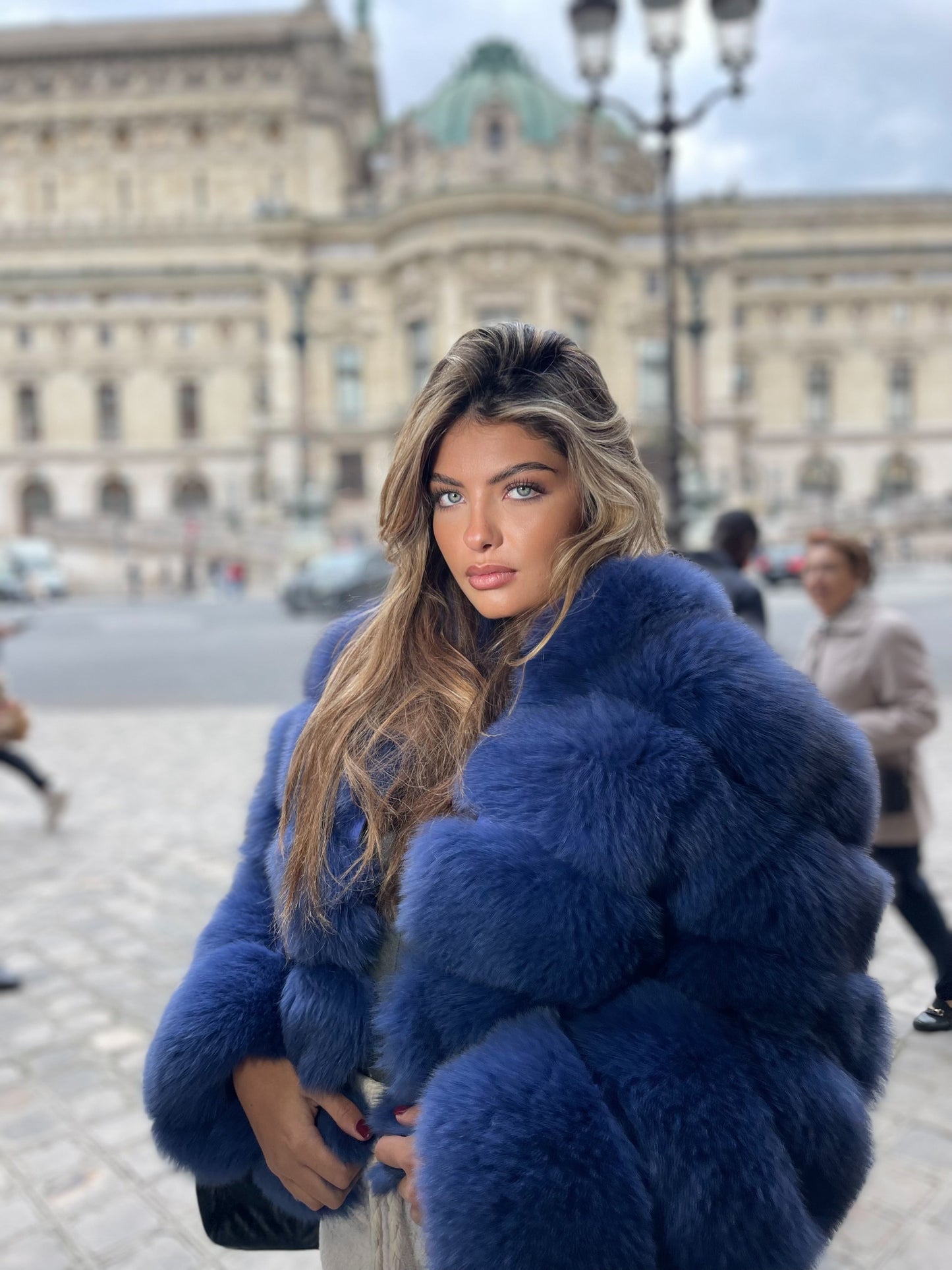 Hela - Manteau Long à Bulles