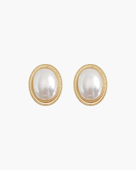 Clous d'oreilles en perles ovales Radiance