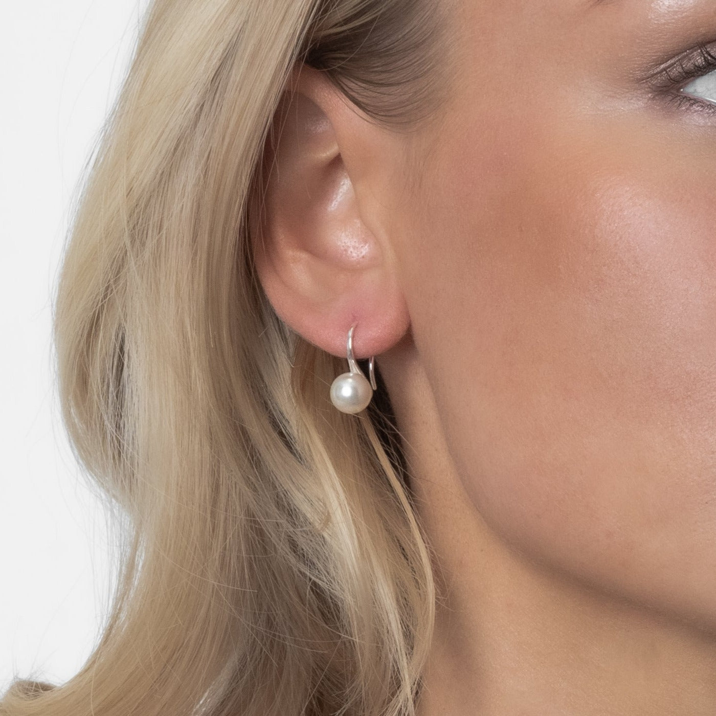 BOUCLES D'OREILLES À CROCHET DE PERLES